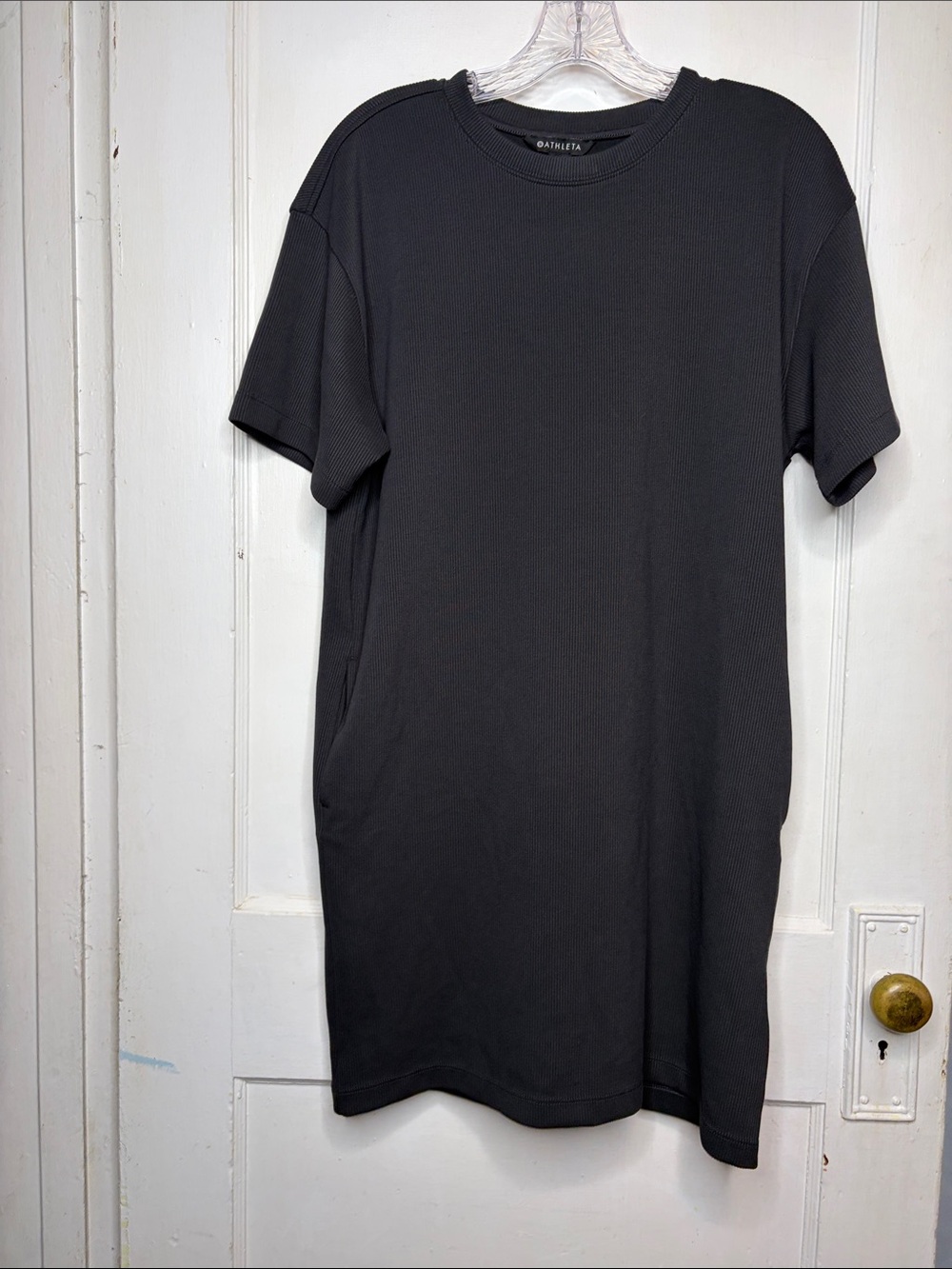 Athleta Seasoft Soft Black Ribbed Tee Dress Size Small Athleisure Pockets Casual